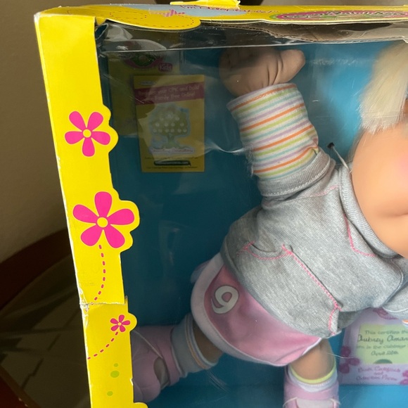 Cabbage patch kids Sporty Girl Doll with Blue and Pink Outfit - Picture 5 of 6